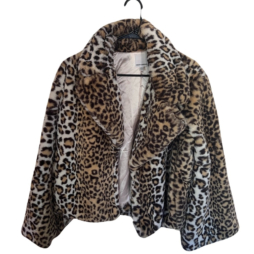 Skylar + Madison Leopard Coat Size S